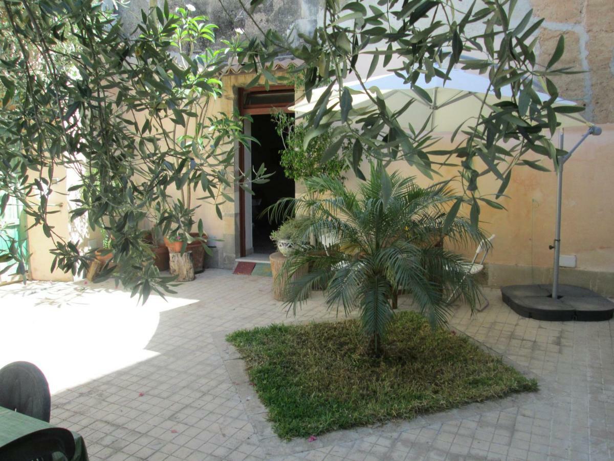 Villa House With Garden Noto Esterno foto